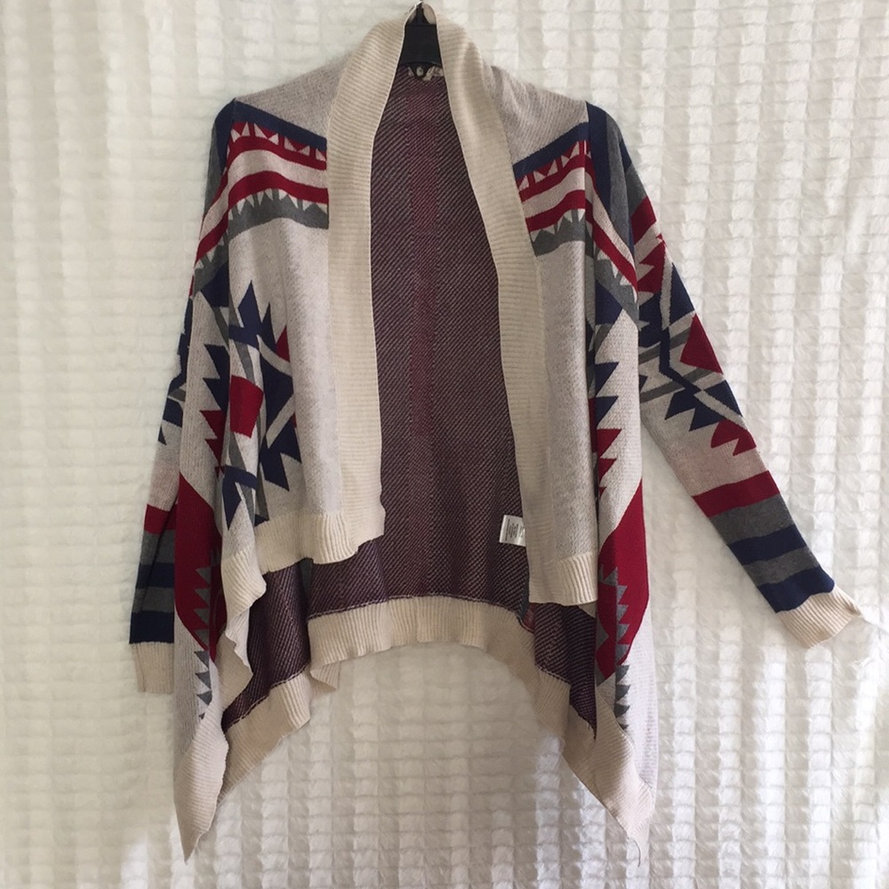 Long sleeve shrug